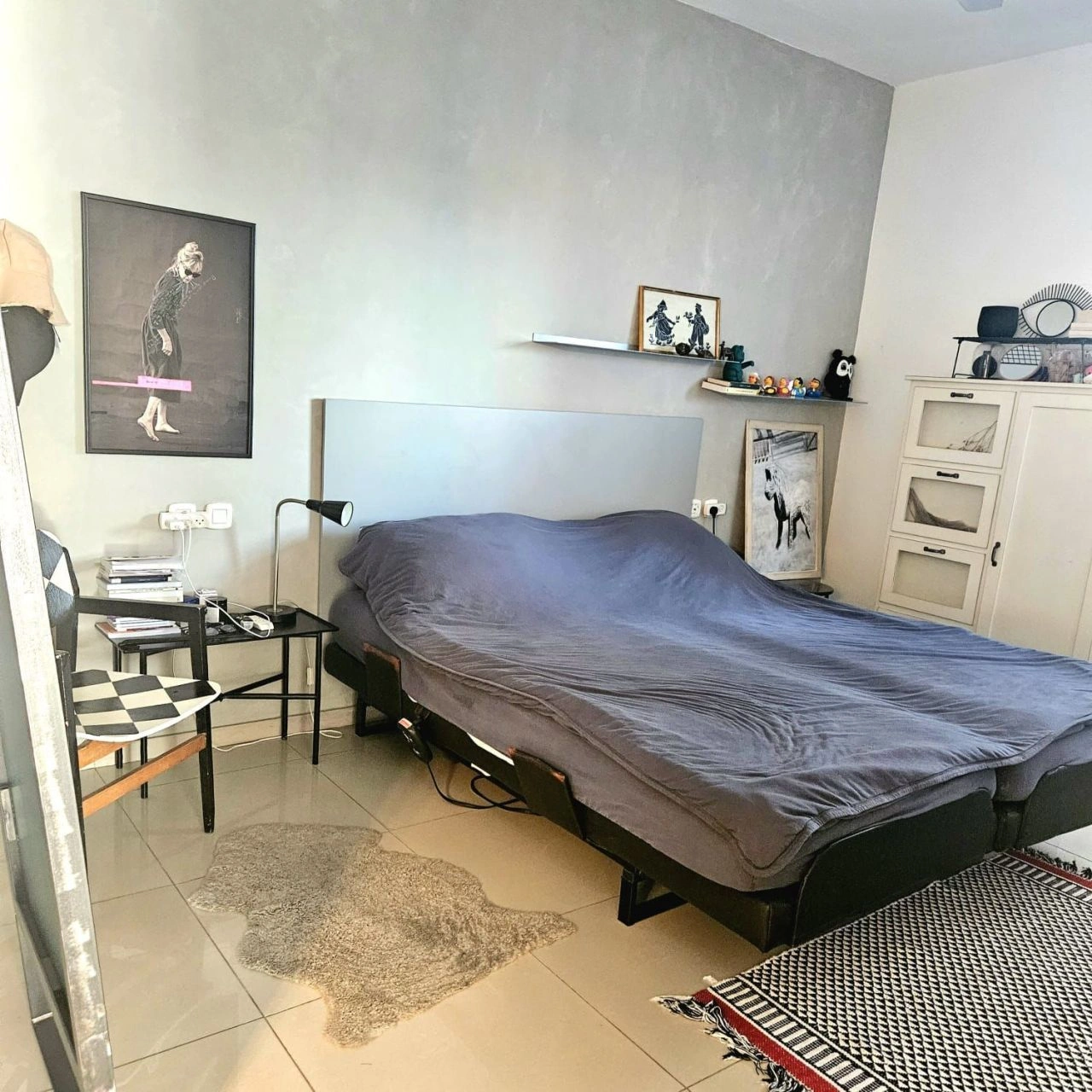 اشترِ شقة مع غرفة معيشة واسعة في تل أبيب - 1,540,700 دولار