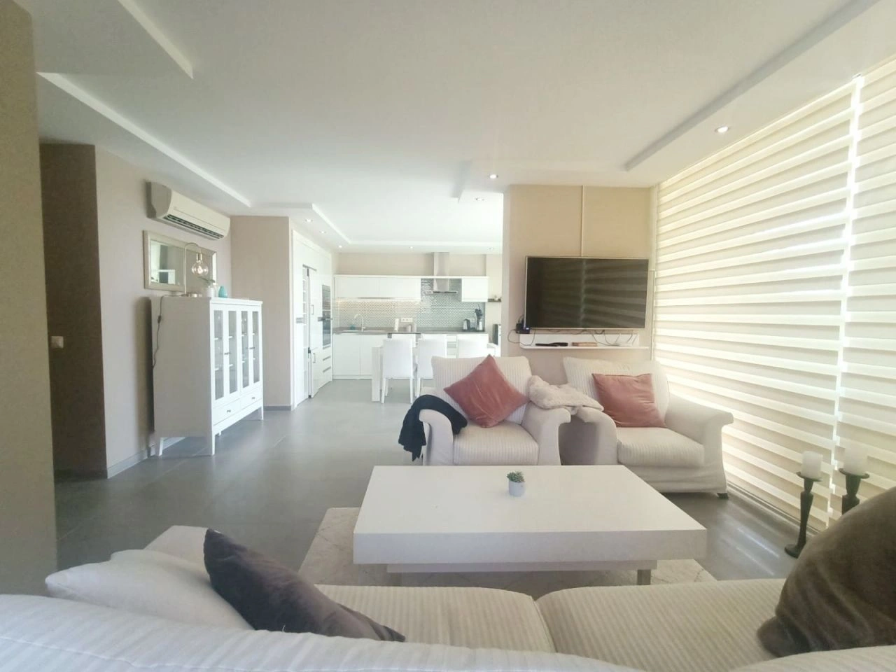 प्रसिद्ध अलान्या क्षेत्र, तुर्की में 3+1 पारिवारिक अपार्टमेंट