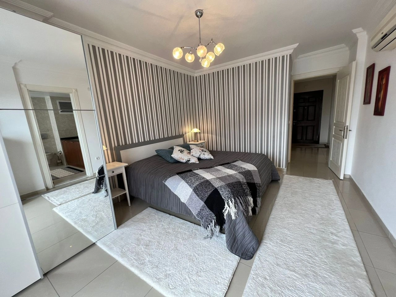 Magnifico appartamento di 135 m2 con vista sulle montagne e sul mare, nel quartiere Tosmur, Alanya