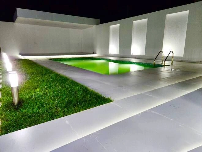 Luxury Villa 200 m2 with Pool in Baku