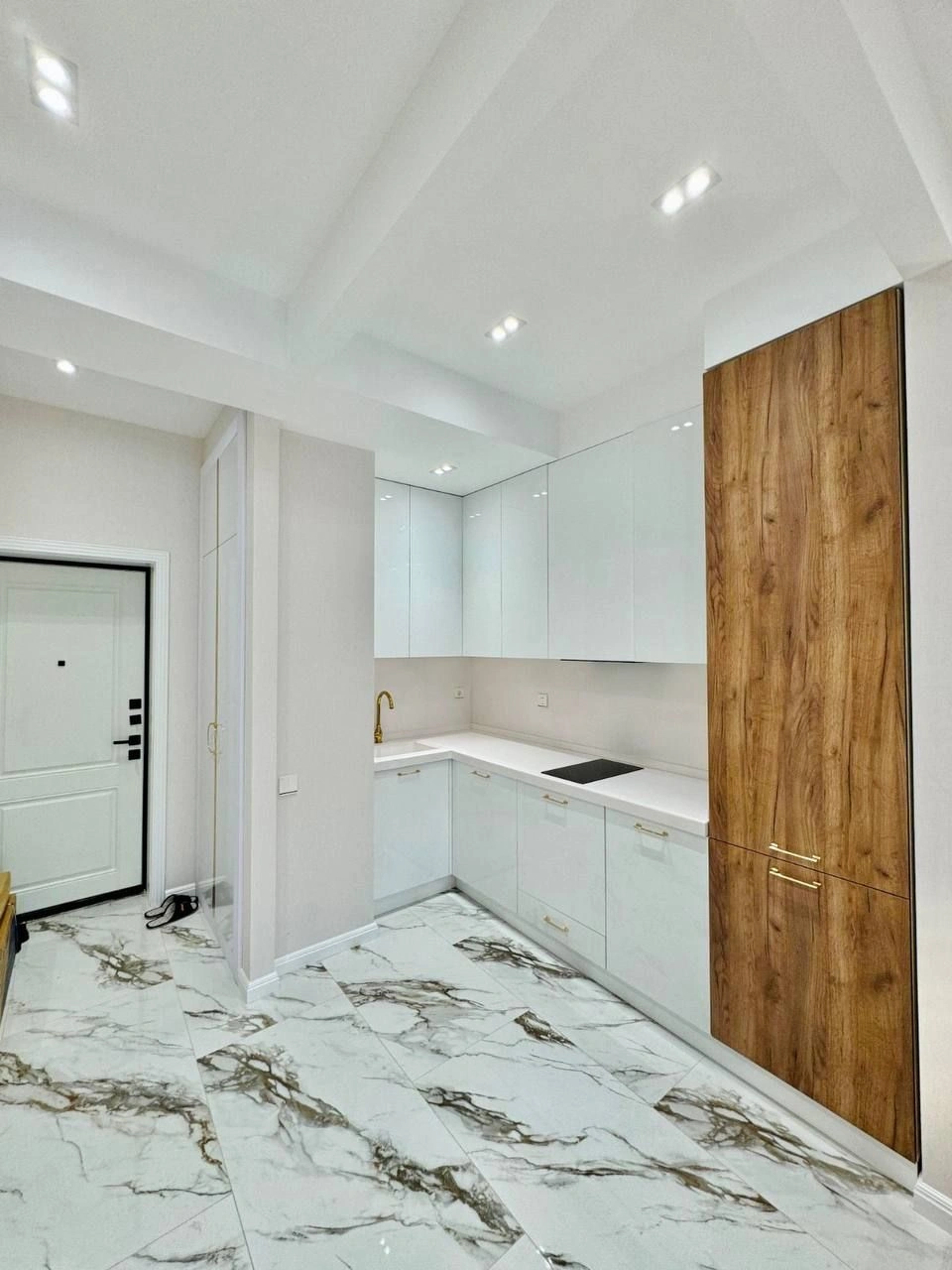 Bright apartment 55 m2 near the metro in Narimanov district, Baku