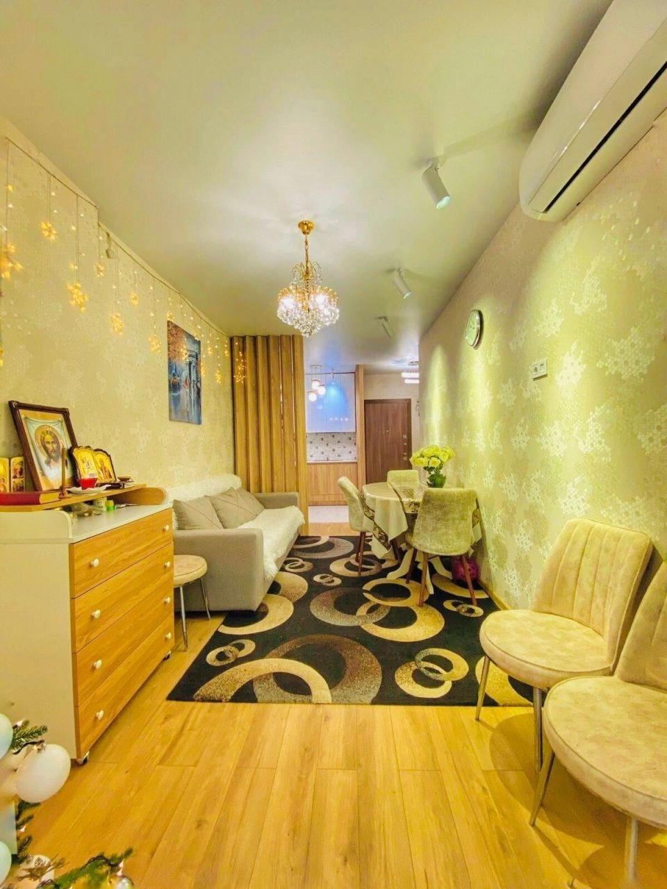 बातुमी के Alley of Heroes के पास 50 m2 का उज्जवल अपार्टमेंट