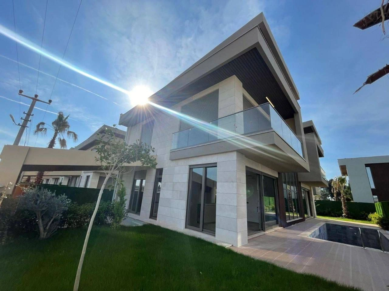 Nouvelle villa familiale 5+1 à Antalya