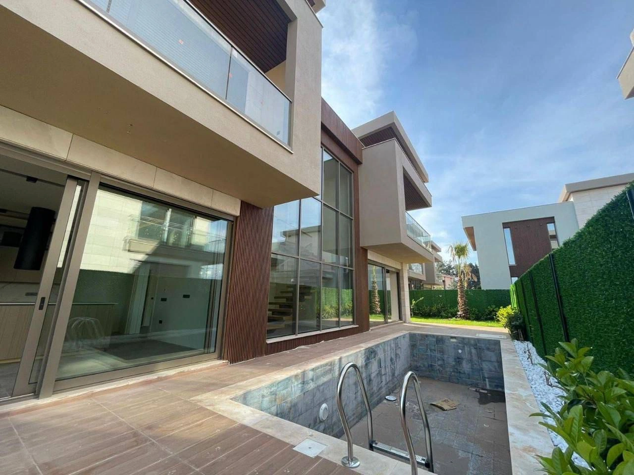 Nouvelle villa familiale 5+1 à Antalya