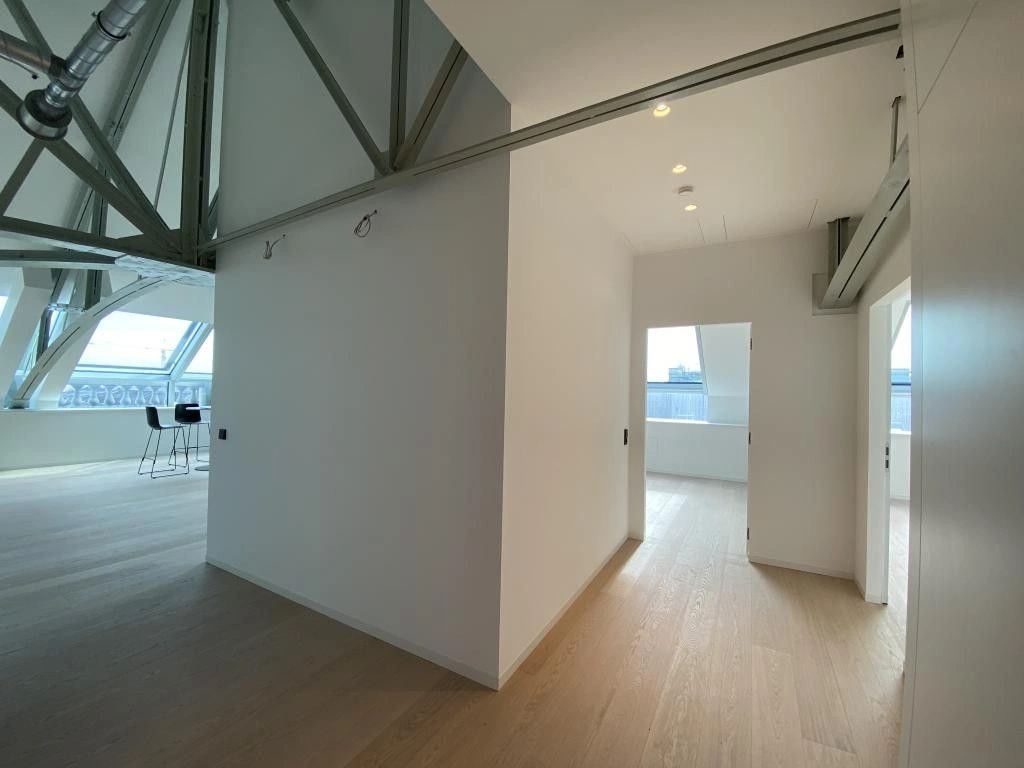 Luxurious penthouse with two loggias in Vienna, Austria, 212.52 m²