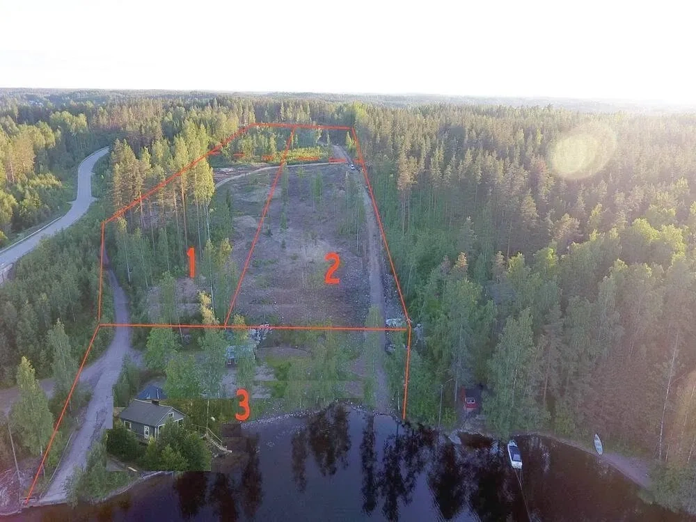 Haus 1+1 mit großem Grundstück in Taipalsaari am Seeufer, Finnland