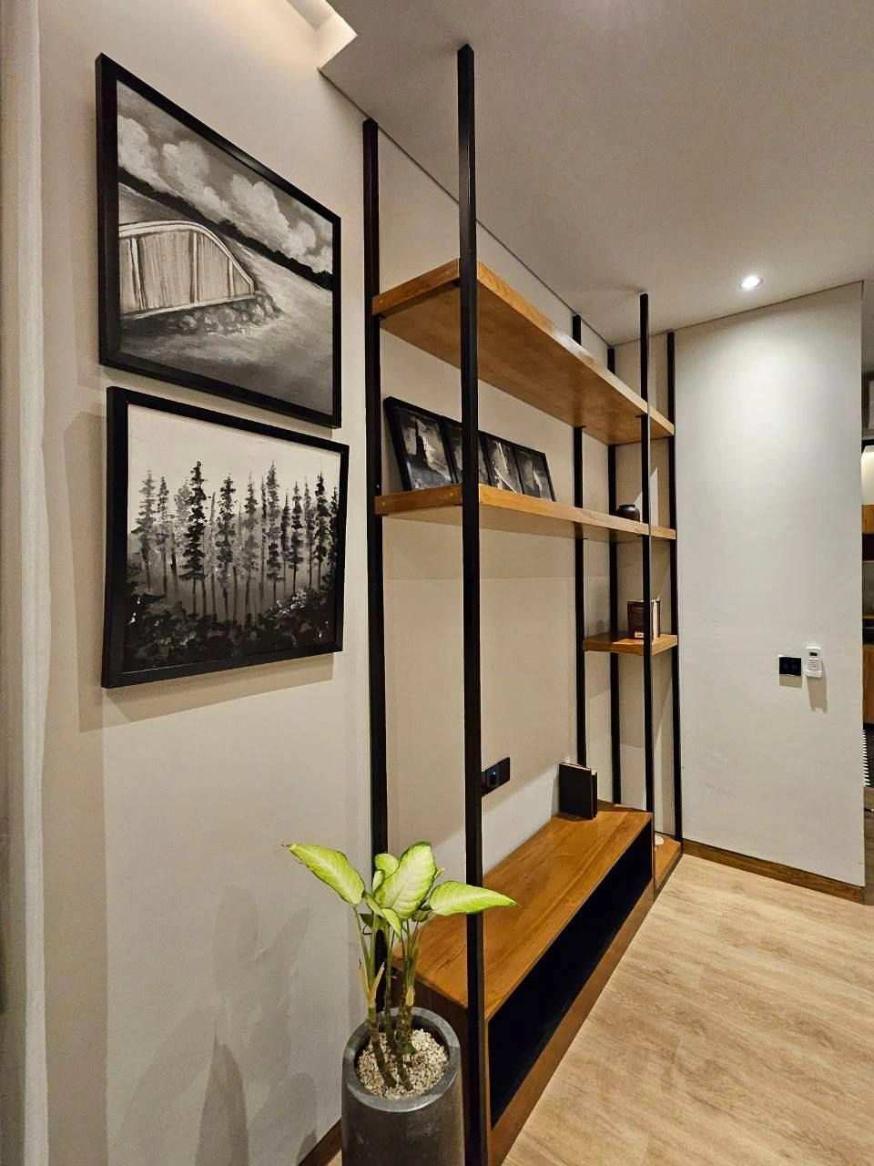 Villa 4+1 on the oceanfront 200 meters from Berawa Beach