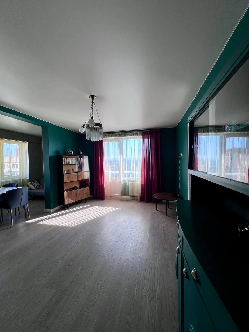 Tbilisi में नया नवीनीकरण वाला आधुनिक 2+1 अपार्टमेंट