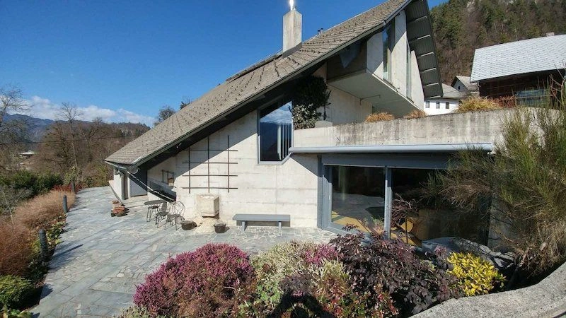 Villa by a picturesque lake in Bled, Slovenia
