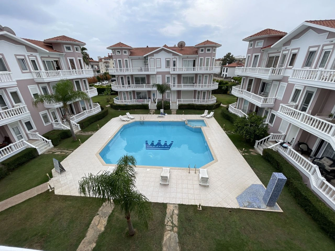 Belek'te modern 2+1 eşyalı daireler