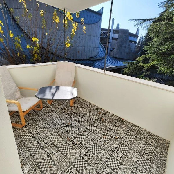 Apartment 3+1 in a semi-detached villa in Piran