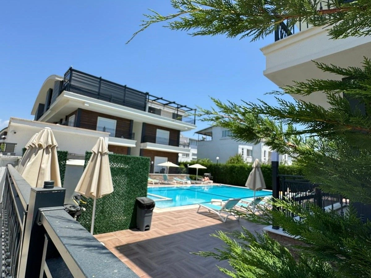 बेलेक में डिज़ाइनर नवीनीकरण के साथ आरामदायक 90 m2 अपार्टमेंट