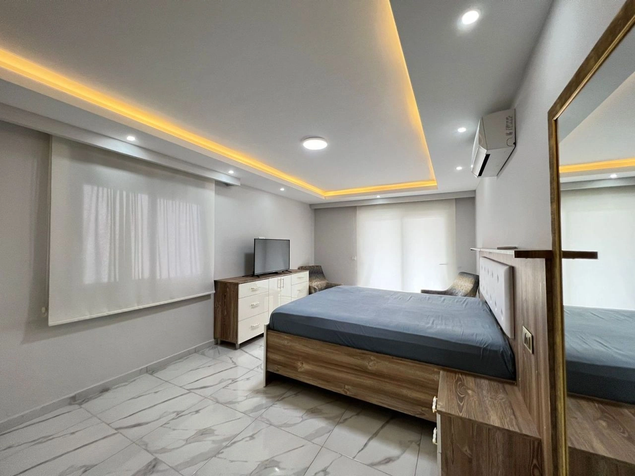 دوكس صغير فسيح مكون من 3 غرف نوم، بمساحة 145 م2، يقع في محموتلار، ألانيا، مفروش بالكامل، على بُعد 300 متر من البحر، العقار في تركيا ✅ معتمد من قبل خبراء VelesClub Int.