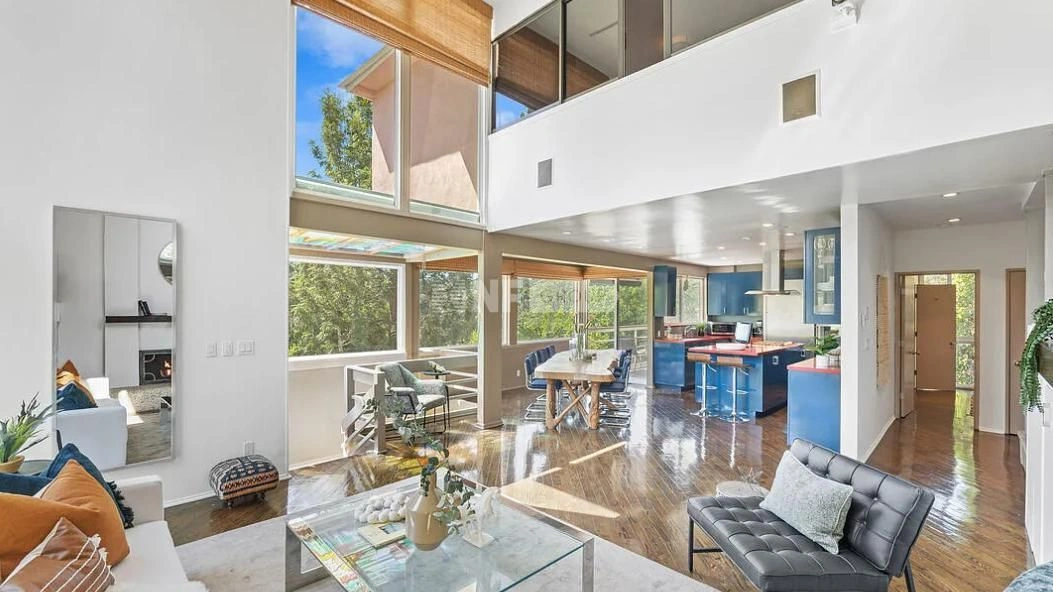 4+1 дом в живописной местности Лос-Анджелеса