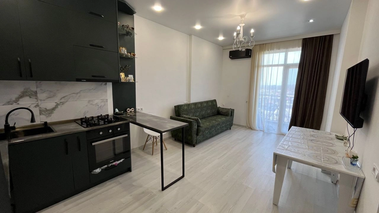 Luxury Apartment 59.5 m2 with Sea View in Batumi