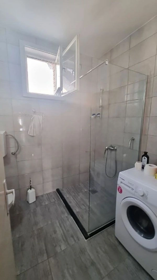 بيت واسع بمساحة 113 م²، على ضفاف نهر الدانوب في سومبور، صربيا