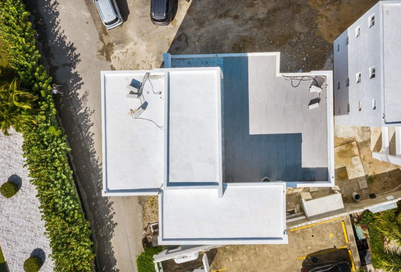 Apartamento em um complexo fechado próximo ao oceano na República Dominicana - $ 398.400