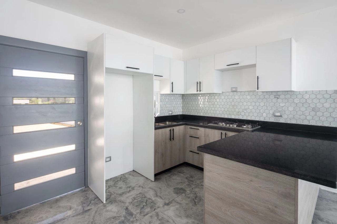 Apartamento em um complexo fechado próximo ao oceano na República Dominicana - $ 398.400