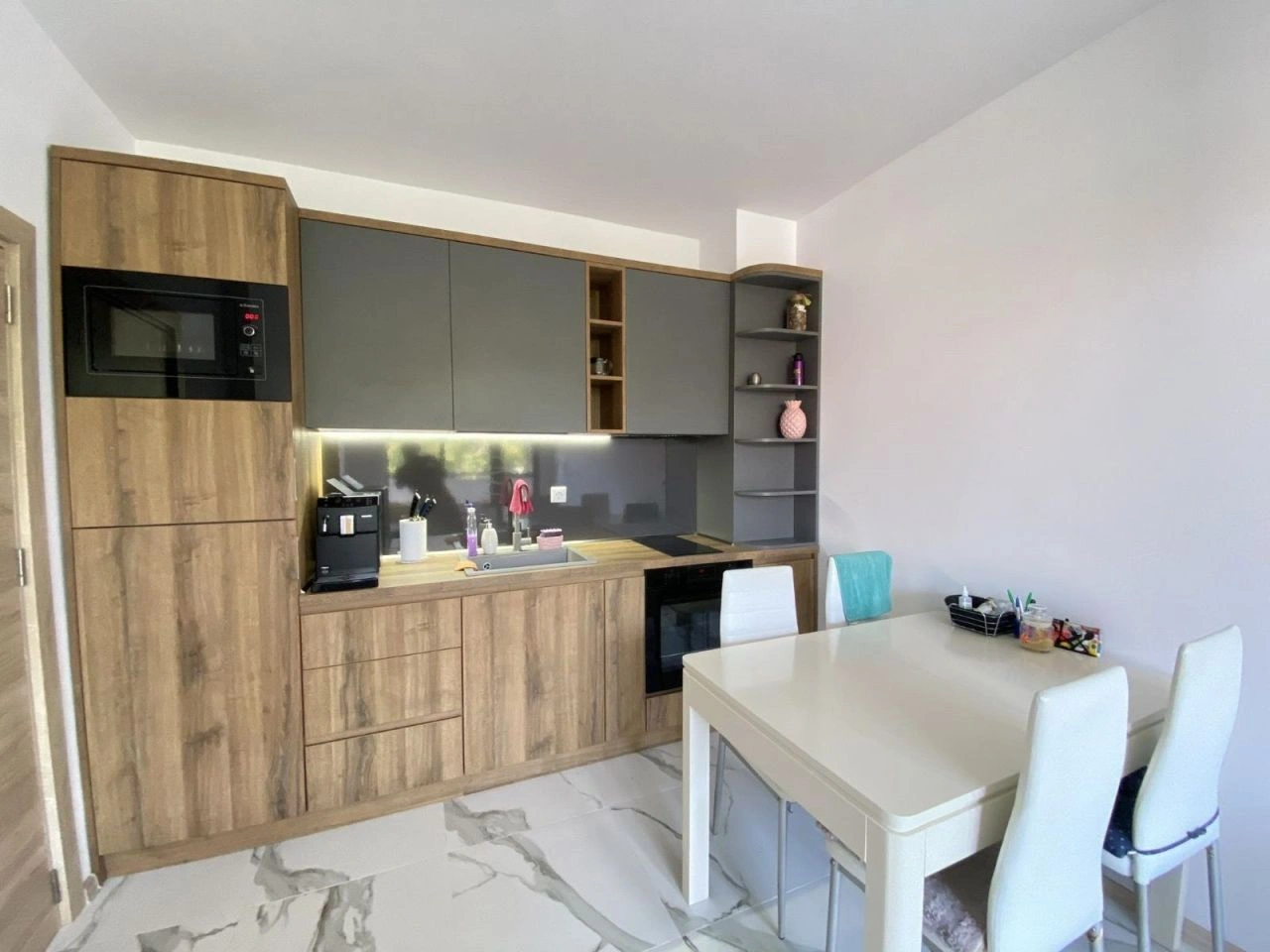 Panoramic penthouse with a view of the forest in Primorsko, Bulgaria