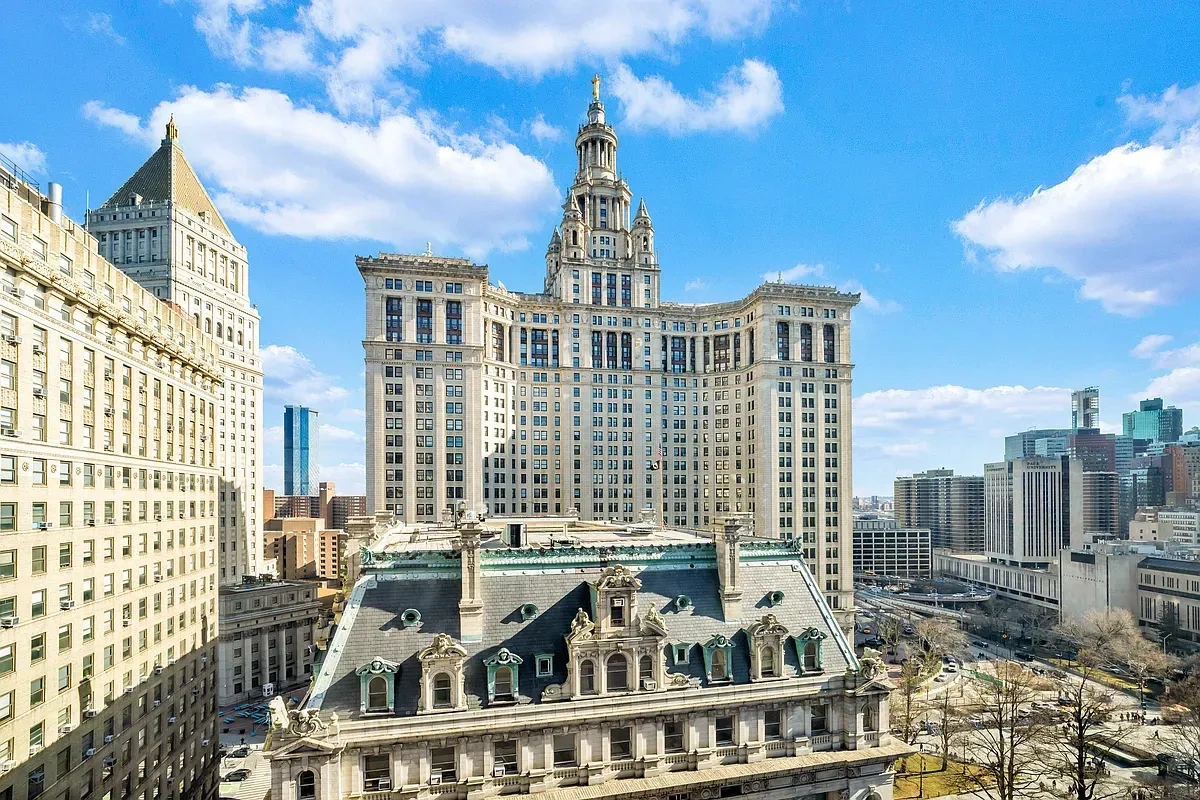 Apartment 2+1 in a prestigious area of New York