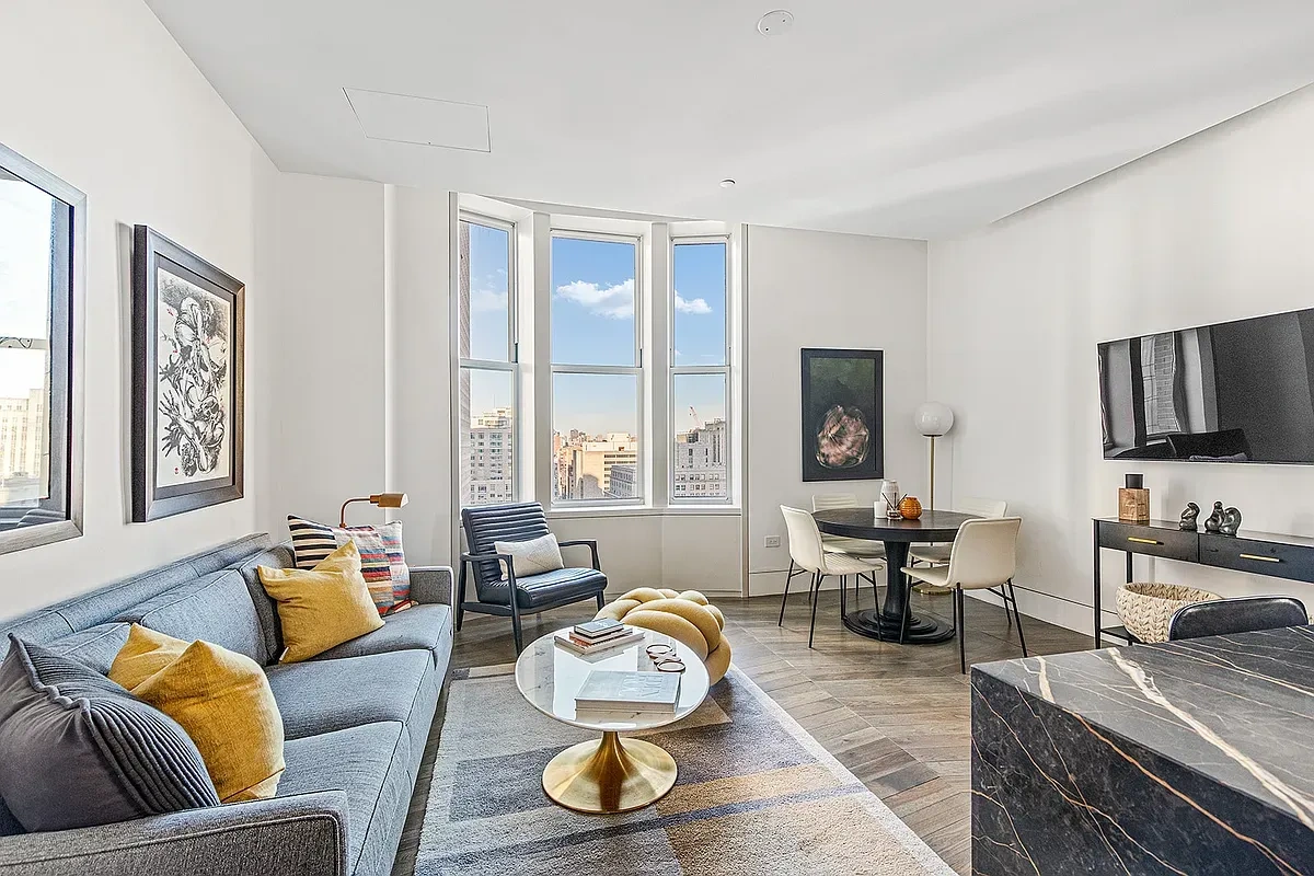 Apartment 2+1 in a prestigious area of New York