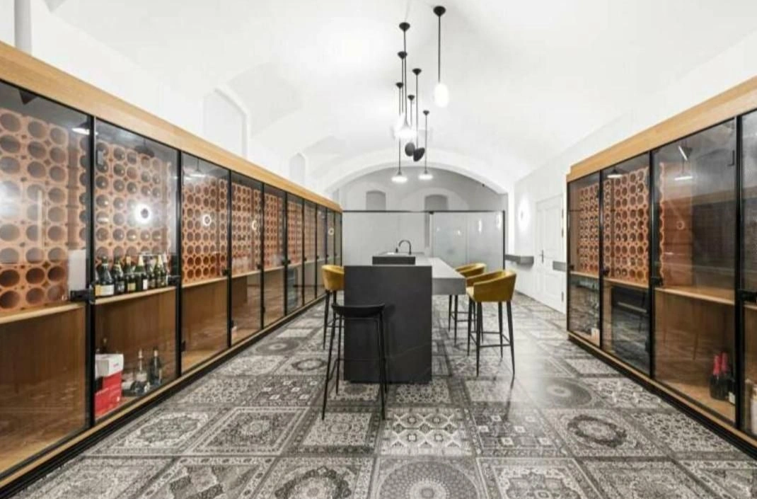 维也纳市中心独家 4+1 顶层公寓