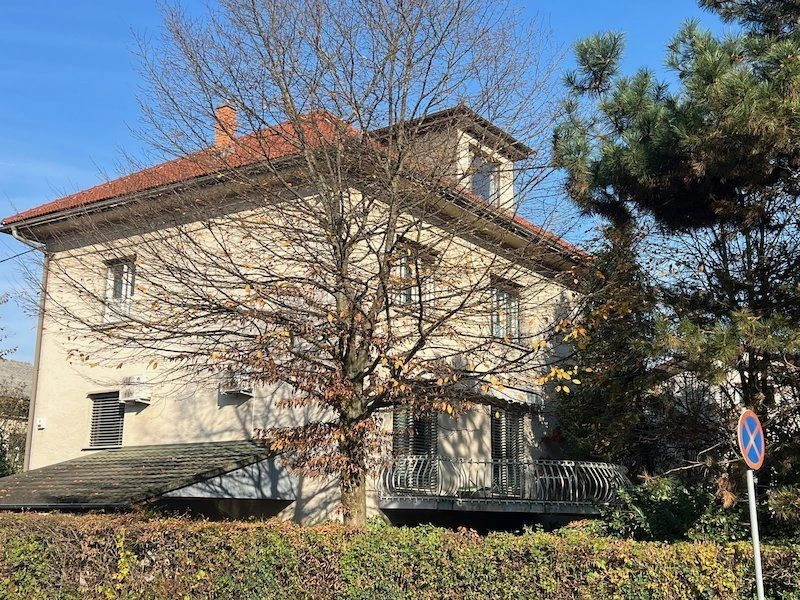 Apartamento 3+1 na prestigiada área de Trnovo, no centro de Ljubljana