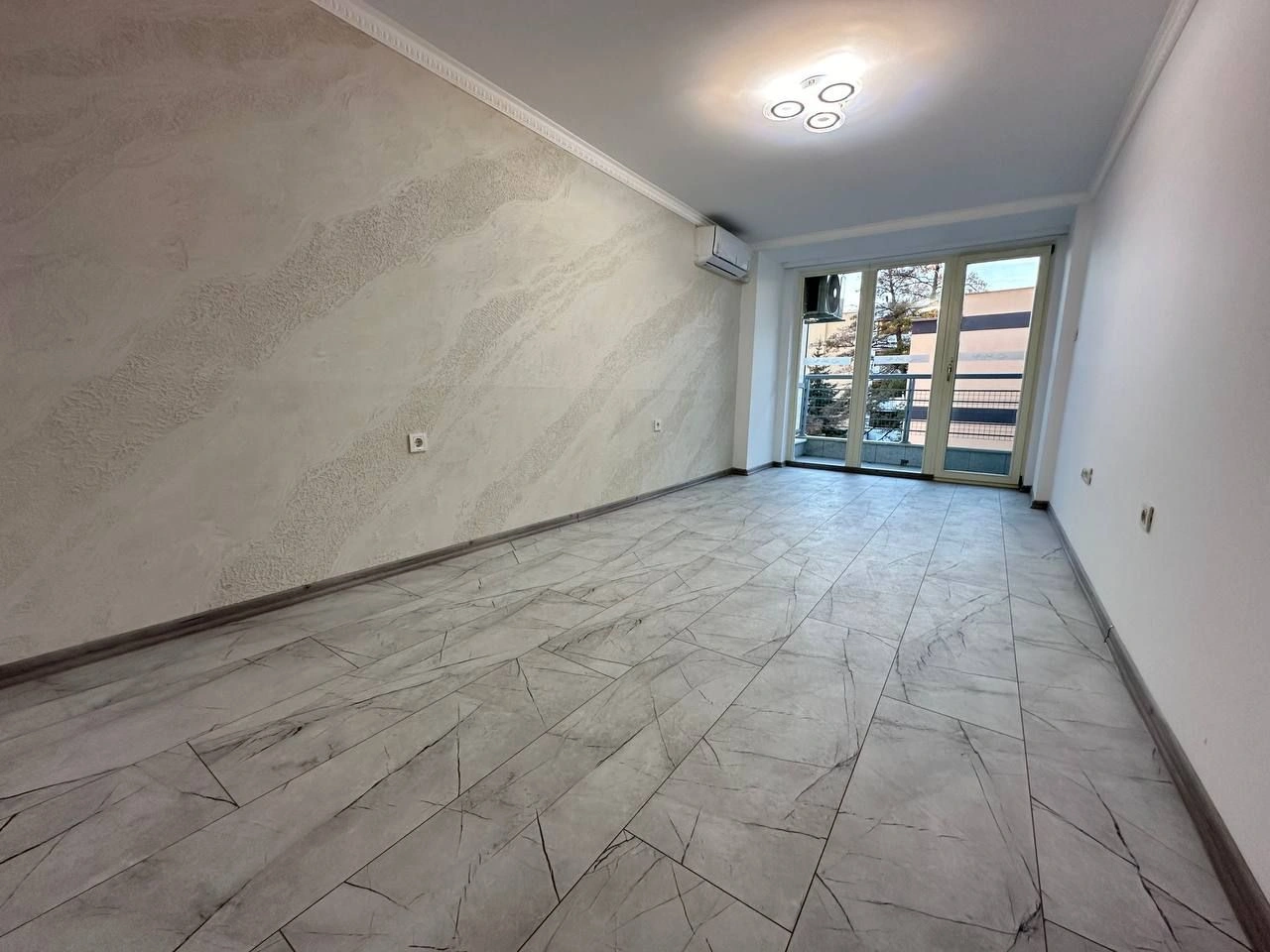 استودیو با استخر و رستوران در ساحل آفتابی، بلغارستان