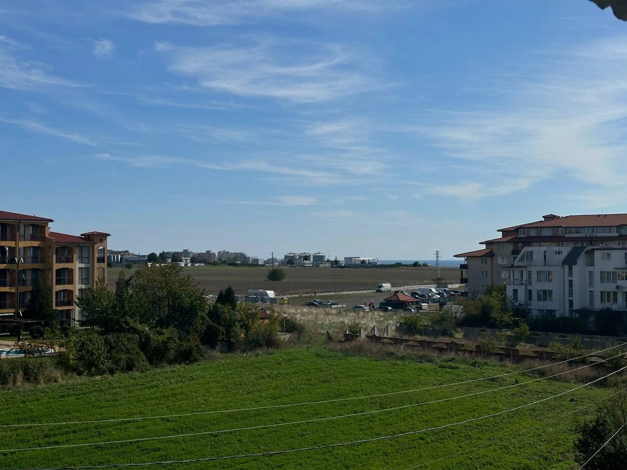 Villa 9+1 with garden in Aheloy, Bulgaria