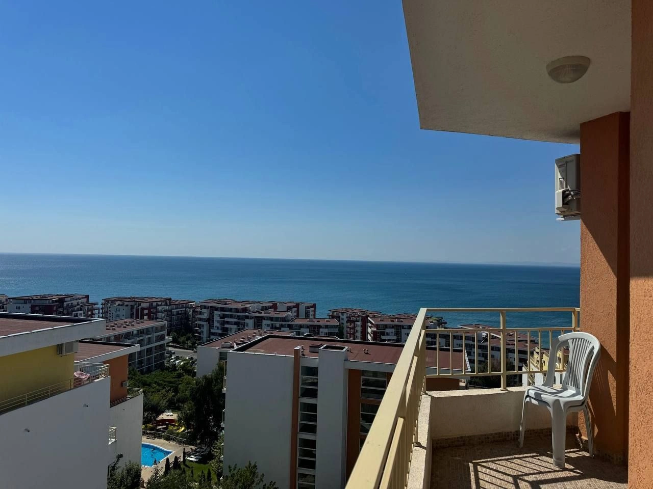 View apartment in a modern complex by the sea in Sveti Vlas, Bulgaria