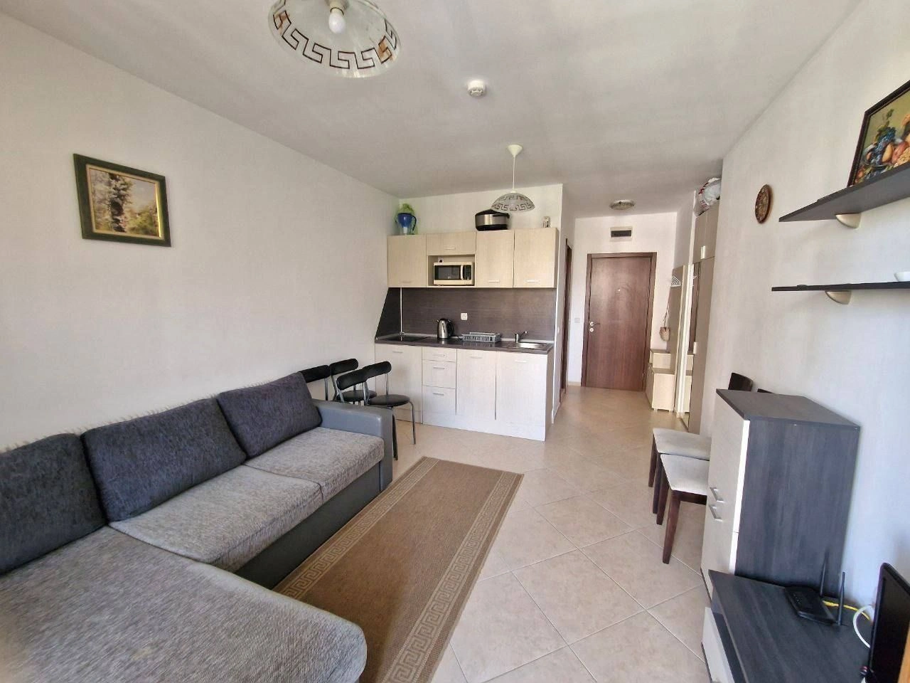 Apartamento com uma ampla varanda em Sunny Beach - 57.499 €