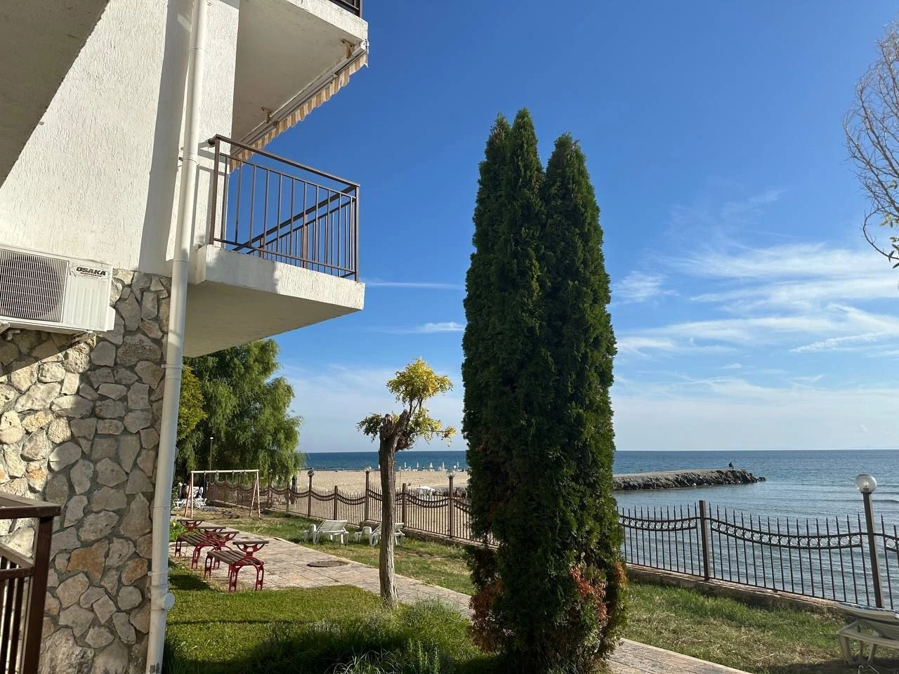 Furnished studio with spacious terrace in Elenita, Bulgaria