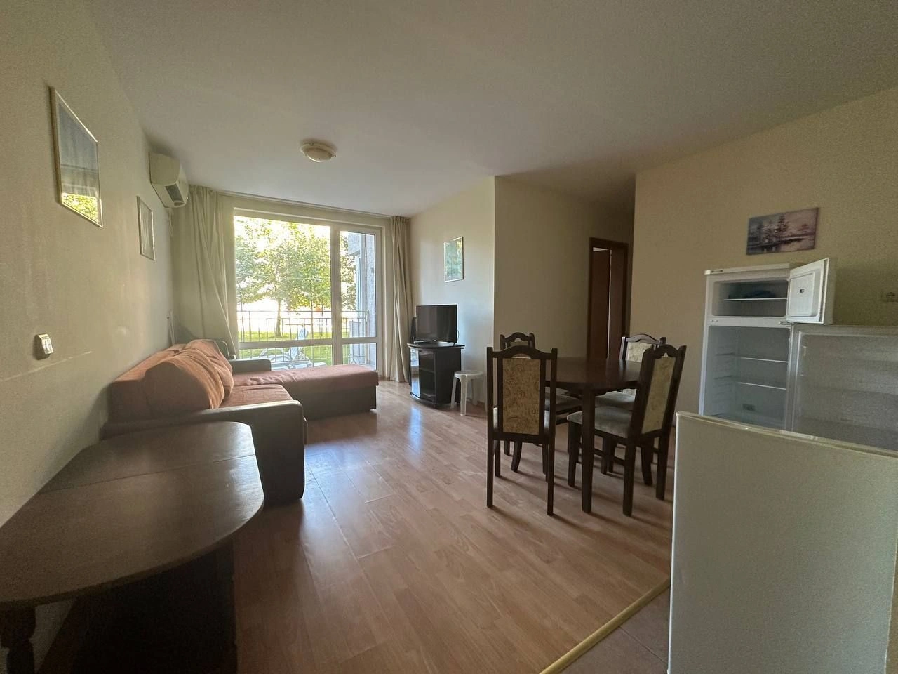 شقة مع شرفة واسعة بجوار البحر على شاطئ الشمس، بلغاريا