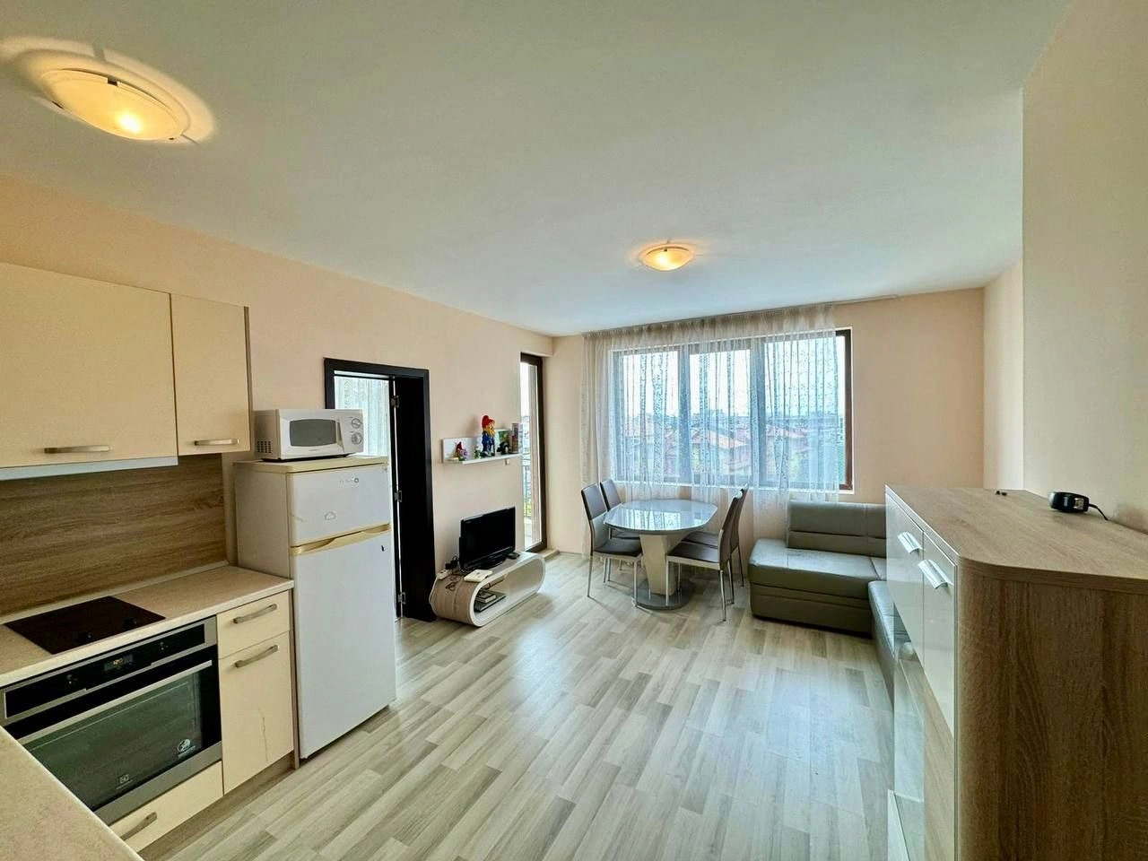 Apartments near the beach in a prestigious complex in Ravda, Bulgaria