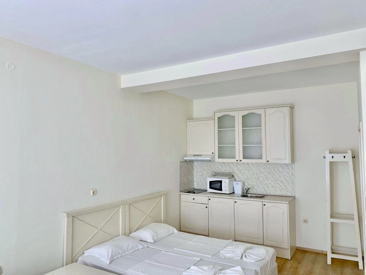 Furnished studio with pool view in Sunny Beach, Bulgaria