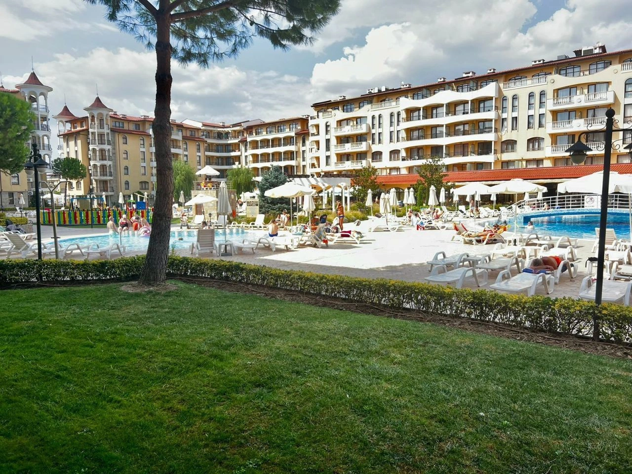 Apartment with balcony in a prestigious complex on Sunny Beach, Bulgaria