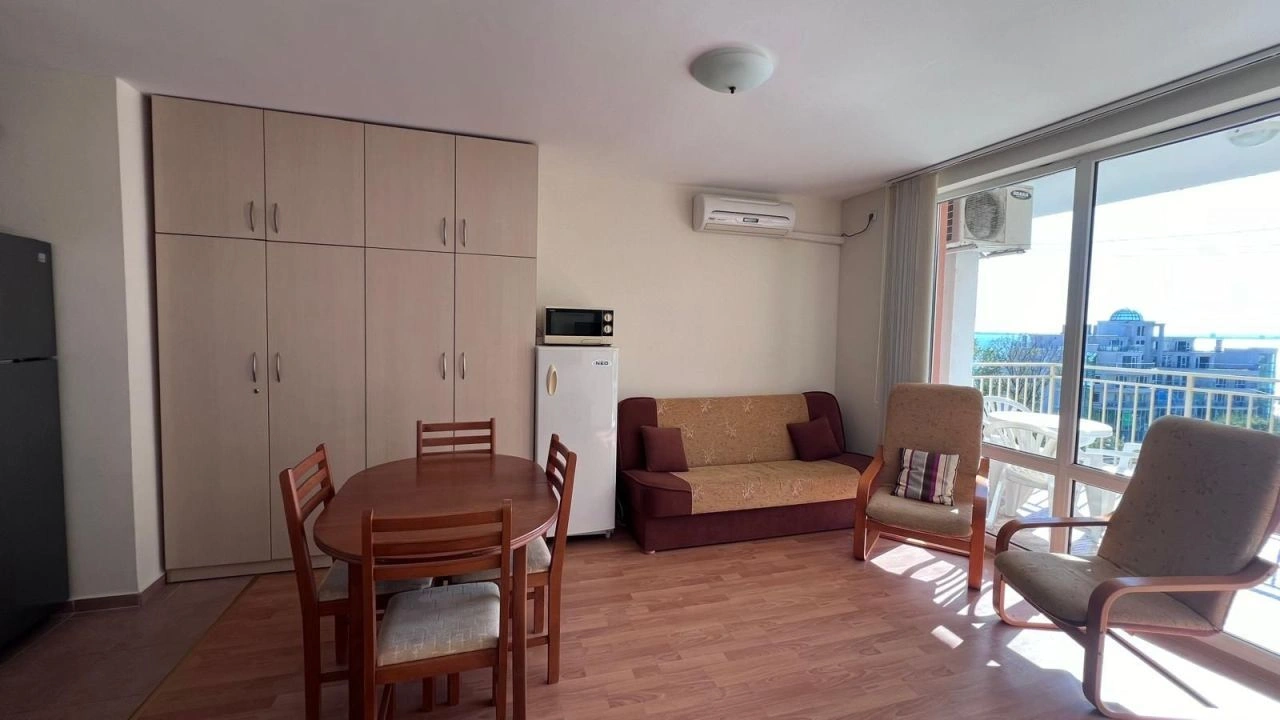 Apartment in a complex with direct sea view in Sveti Vlas, Bulgaria