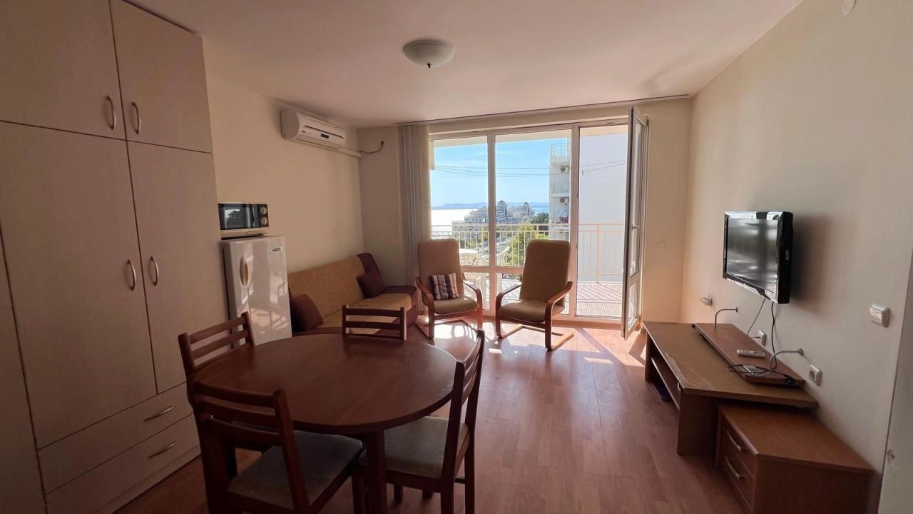 Apartment in a complex with direct sea view in Sveti Vlas, Bulgaria