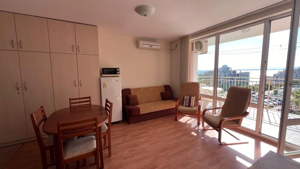 Apartment in a complex with direct sea view in Sveti Vlas, Bulgaria