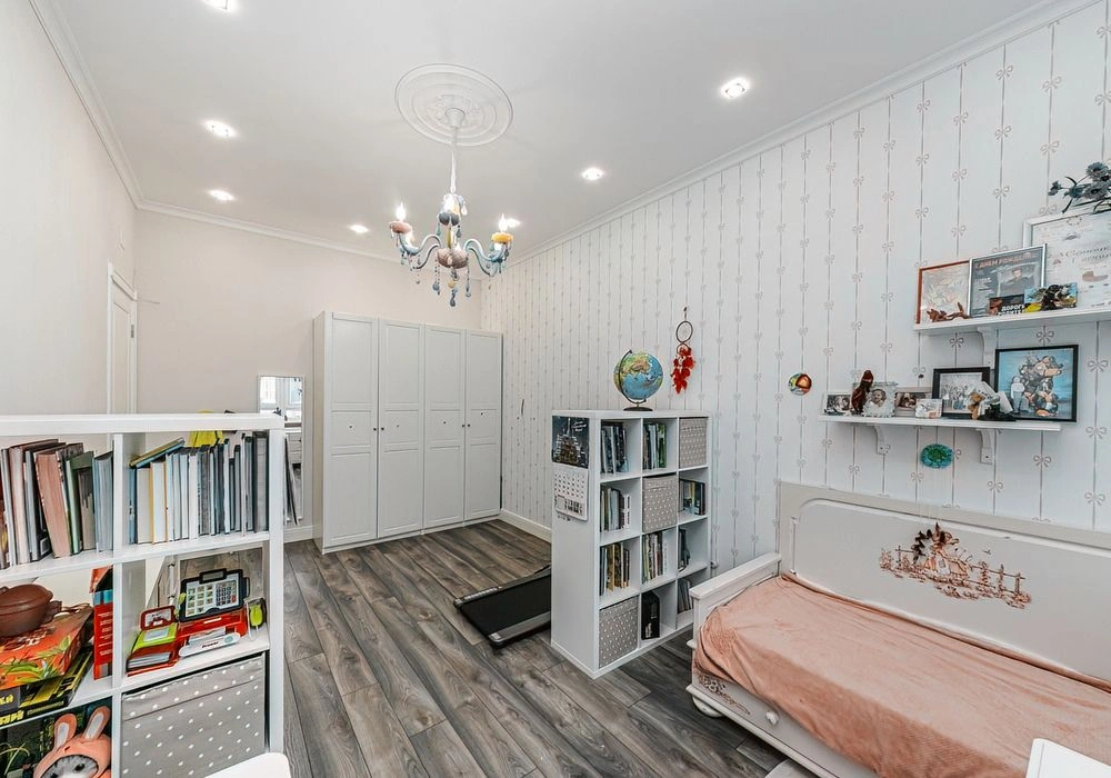 3-bedroom apartment in a quiet location in the Leninsky district near the center