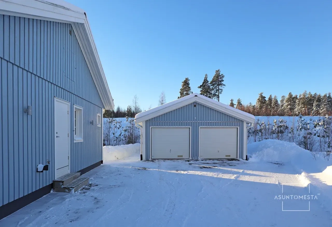 Villa 4+1 en Lappeenranta con amplia terraza, Finlandia