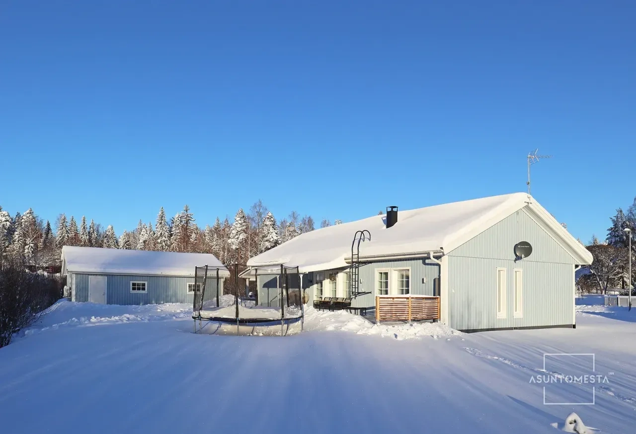 Villa 4+1 en Lappeenranta con amplia terraza, Finlandia