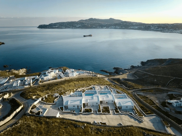 Deniz kenarında Yunanistan'da villalar