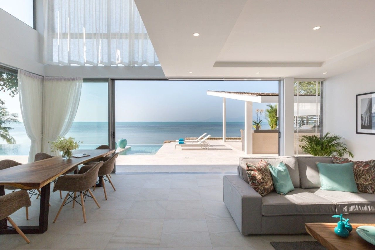 Incredible villa by the sea 3+1 with private pool