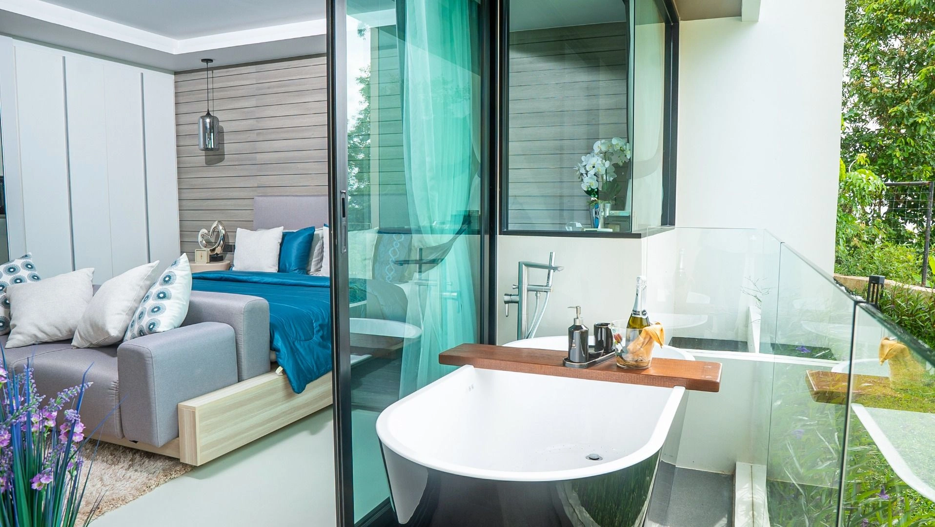 Modern complex 800 meters from Karon Phuket beach