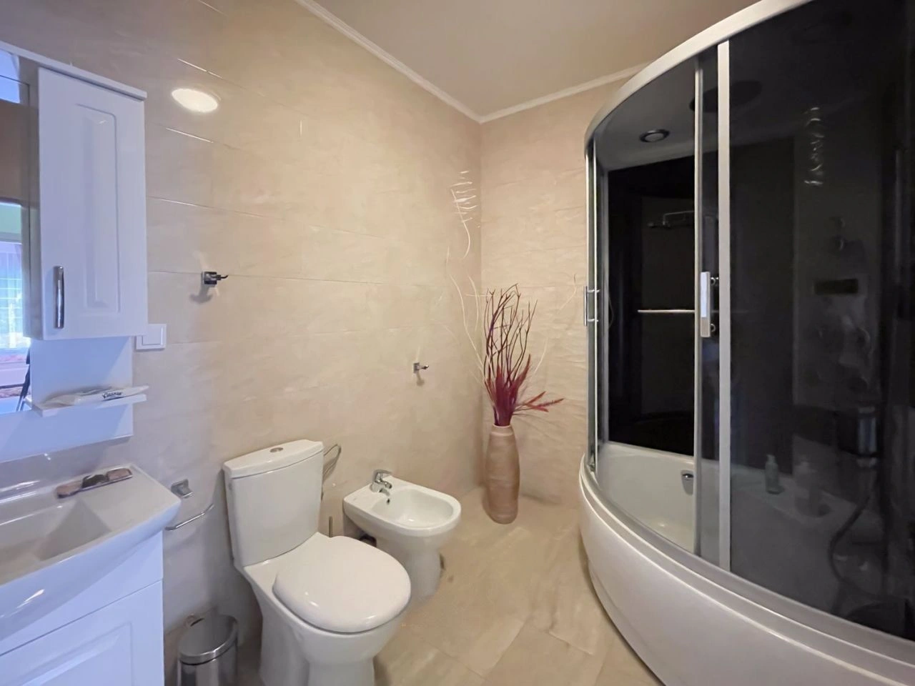 Appartement de 242 m2 sur la Riviera de Bar