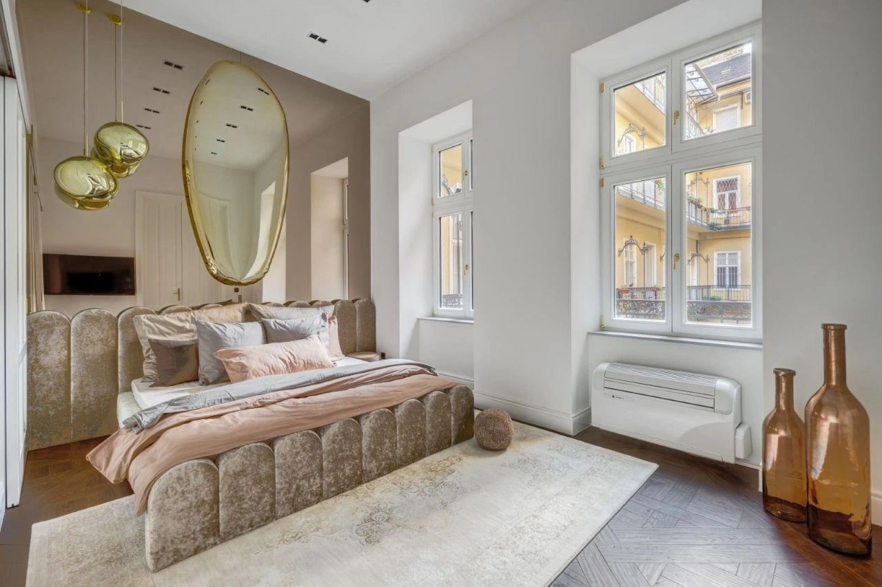 Exclusive apartment 150 m2 with views of the Danube