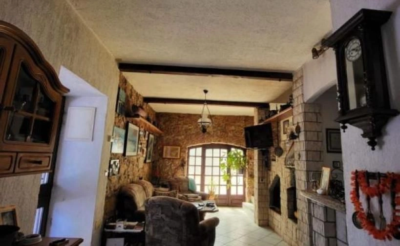 Gemütliches 3+1 Haus in Krasa, Dobrinj auf der Insel Krk, verbunden durch eine Brücke mit dem Festland.