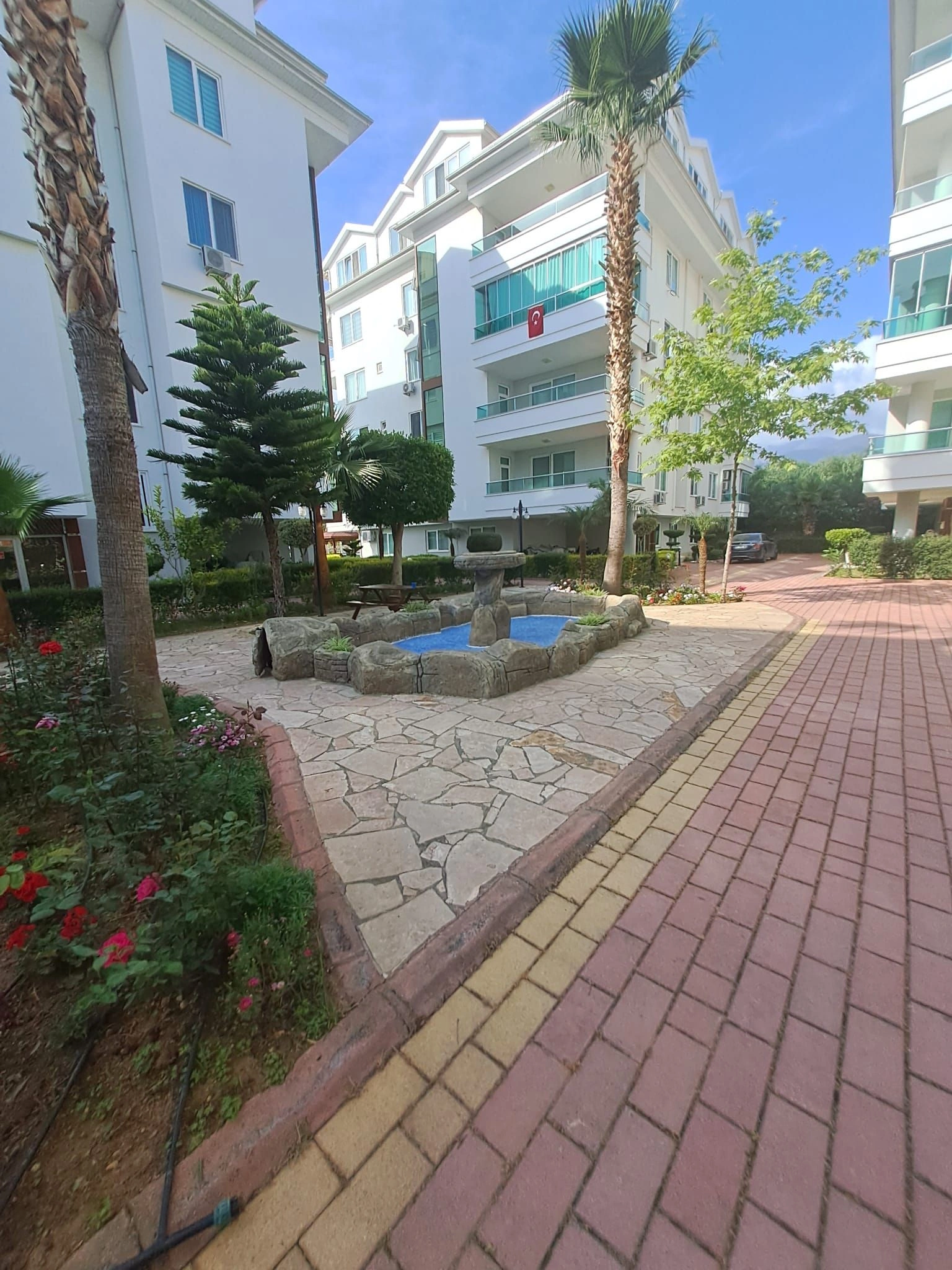 Apartment 4+1 with sea view