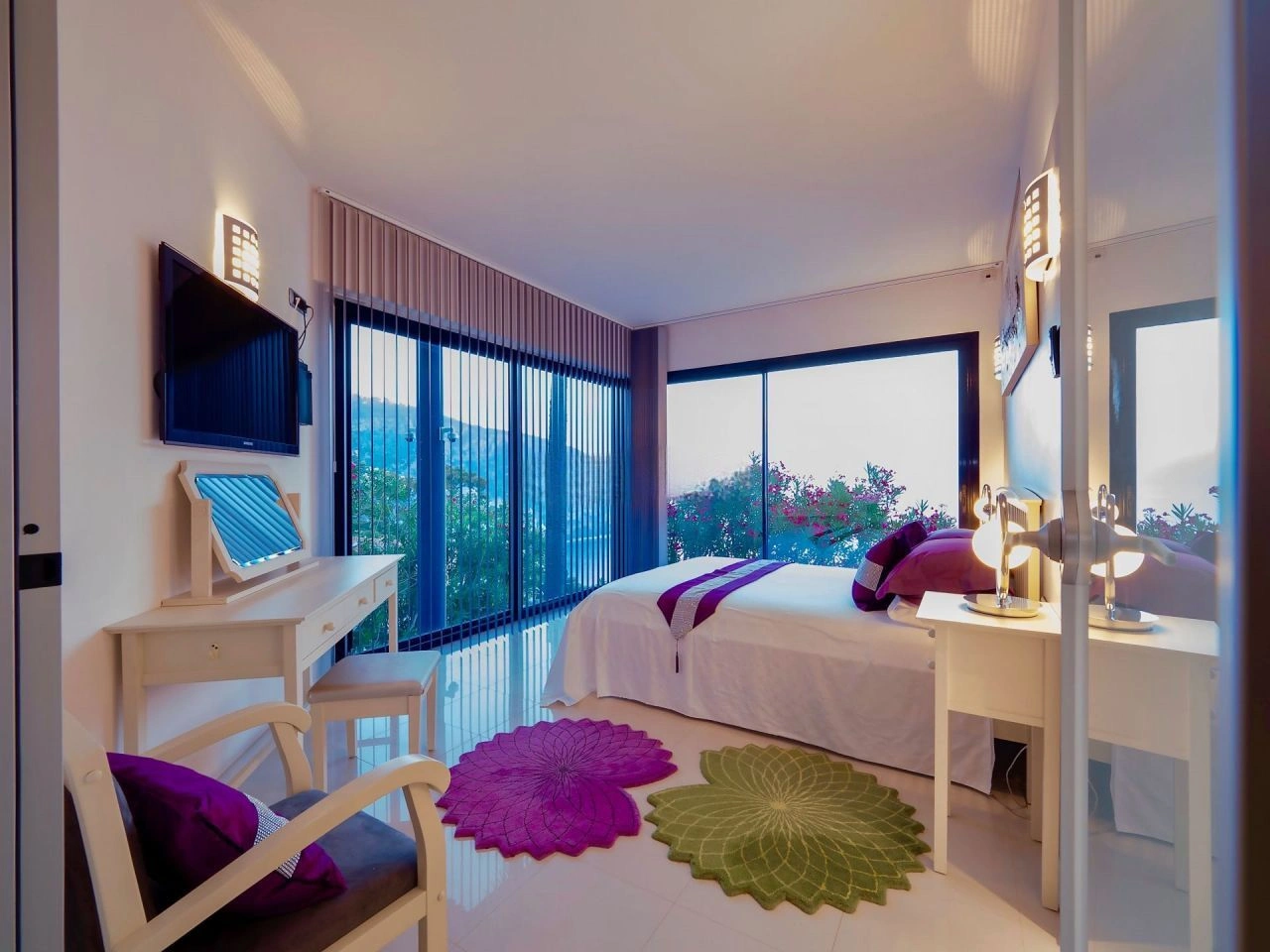 Eze'de Eşsiz 4+1 villa